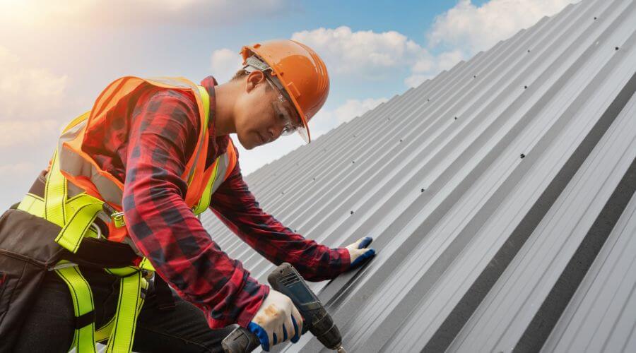 Professional Emergency Roof Repairs services in East Haddam, CT